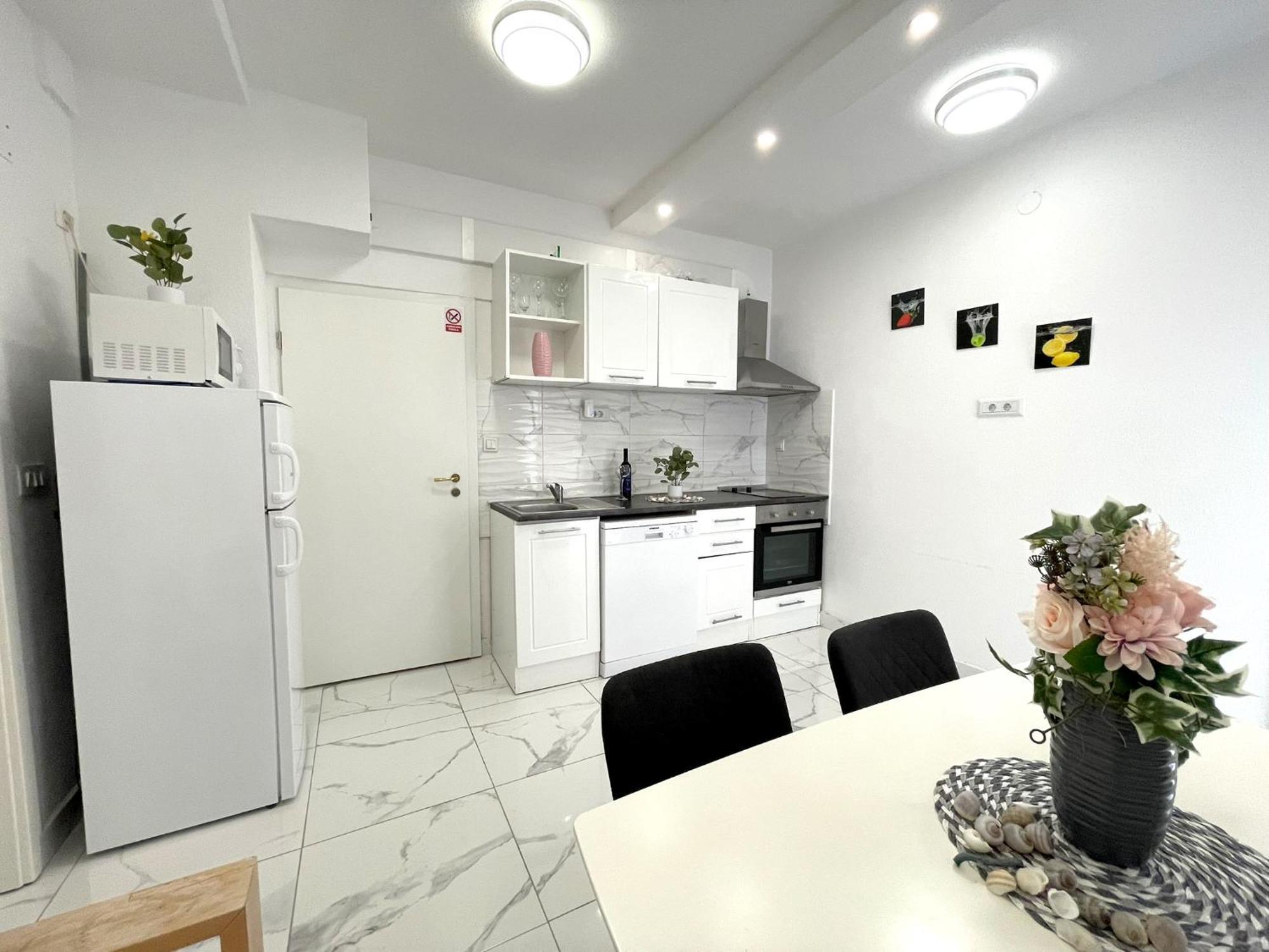 Roma Trogir Apartment Exterior photo
